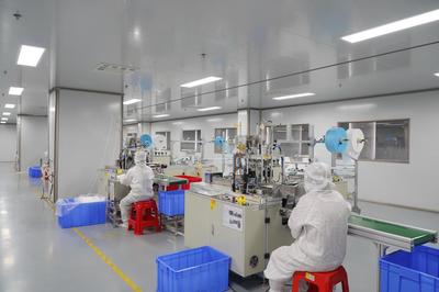 新華全媒+丨廣西北海有序恢復生產生活秩序見聞:防反彈、保供應、促生產