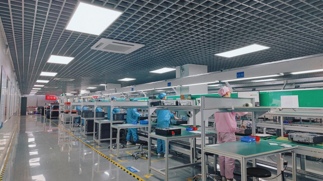 感受西安高新區(qū)企業(yè)的生機(jī)與活力